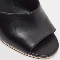 مملوكة مسبقًا Chanel Black Leather CC Wedge Slide Sandals Size 40.5
