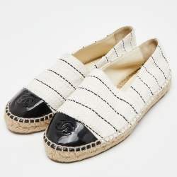Pre Owned Chanel Off White/Black Tweed and Patent Leather CC Cap Toe Espadrille Flats Size 36