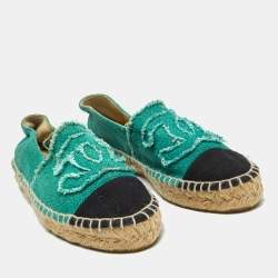 Pre Owned Chanel Green/Black Canvas CC Cap Toe Espadrilles Size 37