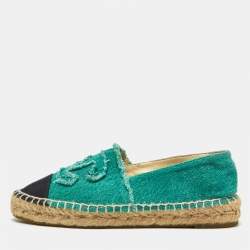 Pre Owned Chanel Green/Black Canvas CC Cap Toe Espadrilles Size 37