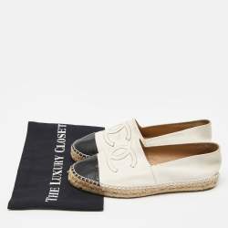 Pre Owned Chanel Off White/Black Leather CC Espadrille Flats Size 38