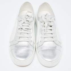 Pre Owned Chanel White/Silver Leather and Rubber Low Top Sneakers Size 39