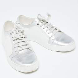 Pre Owned Chanel White/Silver Leather and Rubber Low Top Sneakers Size 39