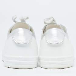 Pre Owned Chanel White/Silver Leather and Rubber Low Top Sneakers Size 39