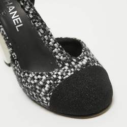 Pre Owned Chanel Black/White Tweed and Fabric CC T-Bar Ankle Strap Pumps Size 40
