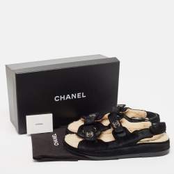 Pre Owned Chanel Black Calf Hair Dad Embellished CC Slingback Flat Sandals Size 42