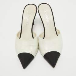 Chanel White/Black Leather and Fabric CC Faux Pearl Heel Mules Size 38.5
