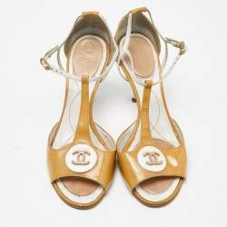 Pre Owned Chanel Beige/White Patent and Leather CC T-Bar Ankle Strap Sandals Size 39