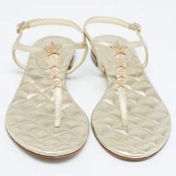 Pre Owned Chanel Gold Leather CC Star Embellished Thong Flat Sandals Size 40