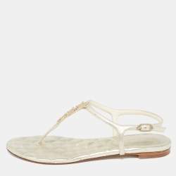 Pre Owned Chanel Gold Leather CC Star Embellished Thong Flat Sandals Size 40