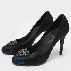 Pre Owned Chanel Navy Blue Suede Embellished CC Cap Toe Pumps Size 40