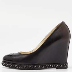 Pre Owned Chanel Black Leather and Patent Leather CC Cap Toe Chain Embellished Wedge Pumps Size 35