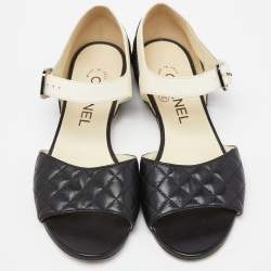 Chanel Black/Cream Quilted Leather Flat Sandals Size 35.5