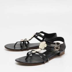 Pre Owned Chanel Black Leather CC Camellia Thong Flat Sandals Size 37.5
