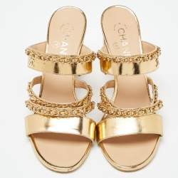  Chanel Gold Leather Chain Embellished Block Heel Slide Sandals Size 38.5