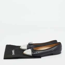 Pre Owned Chanel Black/Silver Leather CC  Cap Toe Ballet Flats Size 36
