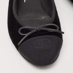 Pre Owned Chanel Black Velvet And Canvas Cap CC Ballet Flats Size 37