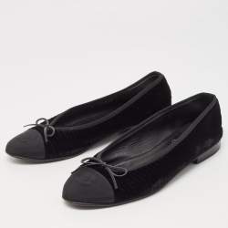 Pre Owned Chanel Black Velvet And Canvas Cap CC Ballet Flats Size 37