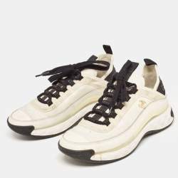 مملوكة مسبقًا Chanel White/Black Leather and Fabric CC Low Top Sneakers Size 38