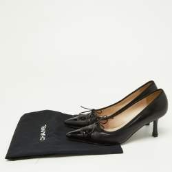 Pre Owned Chanel Black Leather and Patent Leather Bow CC Cap Toe Pumps Size 36