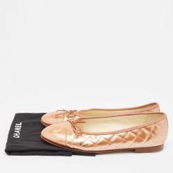 Pre Owned Chanel Gold Patent CC Cap Toe Ballet  Flats Size 38.5