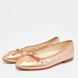 Pre Owned Chanel Gold Patent CC Cap Toe Ballet  Flats Size 38.5