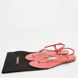 Chanel Pink Leather Chain-Link Thong Sandals Size 38