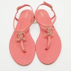 Chanel Pink Leather Chain-Link Thong Sandals Size 38
