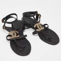 Pre Owned Chanel Black Leather CC Logo Gladiator Sandals Size 39