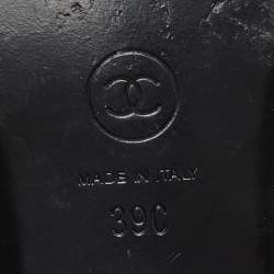 Pre Owned Chanel Black Leather CC Logo Gladiator Sandals Size 39