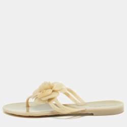 Pre Owned Chanel Beige Rubber CC Camelia Thong Flats Size 36