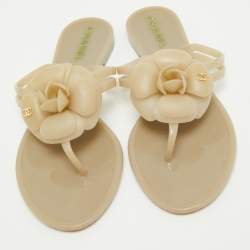 Pre Owned Chanel Beige Rubber CC Camelia Thong Flats Size 36