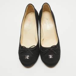 Chanel Black Fabric CC Bow Pumps Size 39