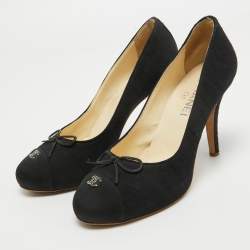 Chanel Black Fabric CC Bow Pumps Size 39