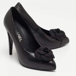 Pre Owned Chanel Black Leather CC Camellia Cap Toe Pumps Size 38