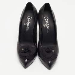 Pre Owned Chanel Black Leather CC Camellia Cap Toe Pumps Size 38