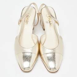 Pre Owned صندل شانيل فتحة خلفية كعب عريض سى سى قماش وتويد أزرق مقاس 38.5