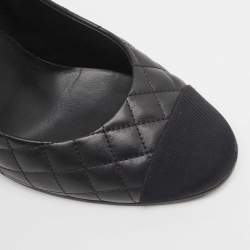 Pre Owned Chanel Black Quilted Leather and Grosgrain CC Cap Toe Pumps Size 39.5