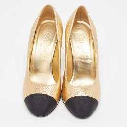 Pre Owned Chanel Gold/Black Leather and Grosgrain CC Pearl Embellished Heel Pumps Size 39