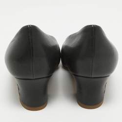 Pre Owned Chanel Black Leather and Canvas Pointed Toe Pumps Size 40.5