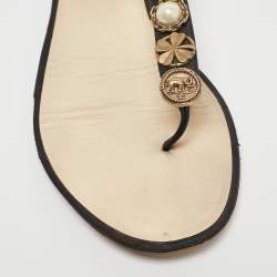 Pre Owned Chanel Black Leather Embellished Thong Sandals Size 38