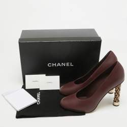 Pre Owned Chanel Burgundy Leather Chain Detail Heel Pumps Size 39.5