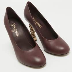 Pre Owned Chanel Burgundy Leather Chain Detail Heel Pumps Size 39.5