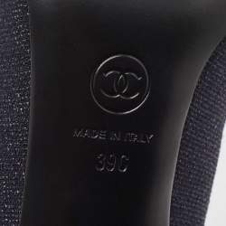 Pre Owned Chanel Navy Blue/Black Lurex Fabric and Patent Leather Cap Toe Pumps Size 39