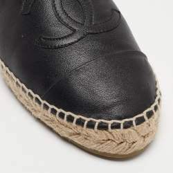 مملوكة مسبقًا Chanel Black Leather CC Espadrille Flats Size 37