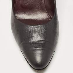 Pre Owned Chanel Black Leather Cap Toe Pumps Size 38