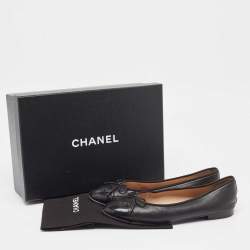 Pre Owned Chanel Black Leather CC Cap Toe Ballet Flats Size 39.5