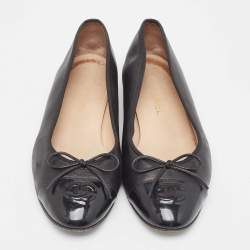 Pre Owned Chanel Black Leather CC Cap Toe Ballet Flats Size 39.5