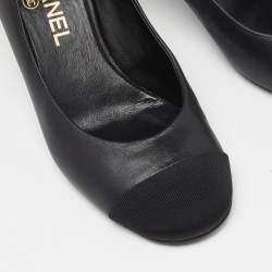 Chanel Black Leather and Fabric Cap Toe Pumps Size 38.5