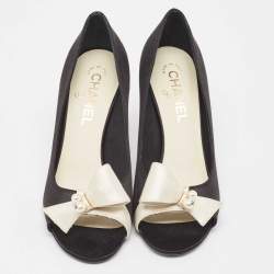 Chanel Black/White Satin Pearl Embellished Bow Peep Toe Pumps Size 37